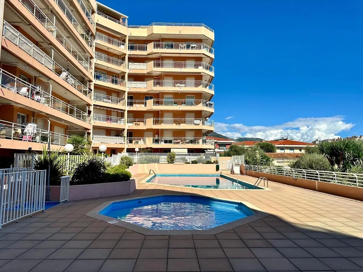 Cap Thalassa - Beau 2P - Piscine - Parking - Ac Roccabruna